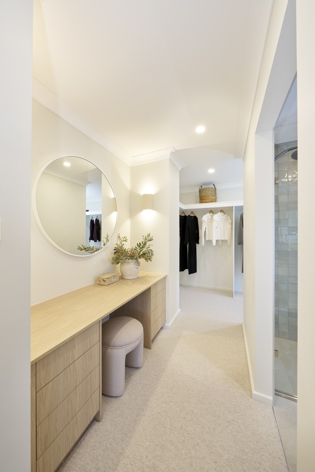 Masterton Homes - Figtree Hill Stockland | 16 Bunyip Ave, Gilead NSW 2560, Australia | Phone: 1300 446 637