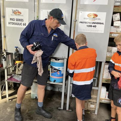 Fletchers Truck and 4WD Repair Centre | 3 Loftus Pl, Forster NSW 2428, Australia | Phone: (02) 6555 6664
