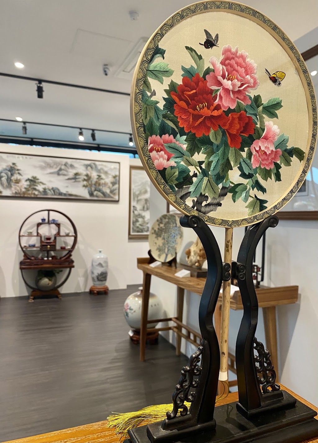 Yue Yuan Gallery and Home Decor | art gallery | Ground Floor, Shop 2/581-587 Gardeners Rd, Mascot NSW 2020, Australia | 0467775555 OR +61 467 775 555