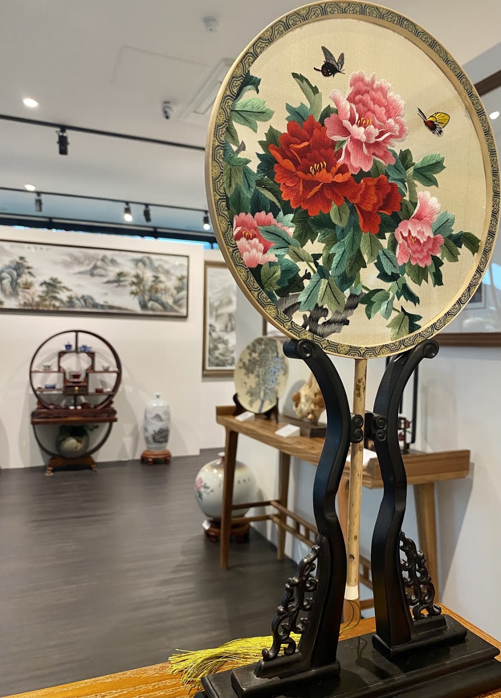 Yue Yuan Gallery and Home Decor | Ground Floor, Shop 2/581-587 Gardeners Rd, Mascot NSW 2020, Australia | Phone: 0467 775 555