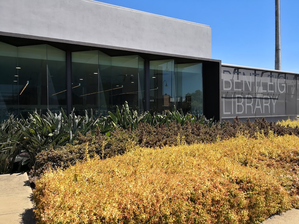 Bentleigh Library | library | 161 Jasper Rd, Bentleigh VIC 3204, Australia | 0395243700 OR +61 3 9524 3700