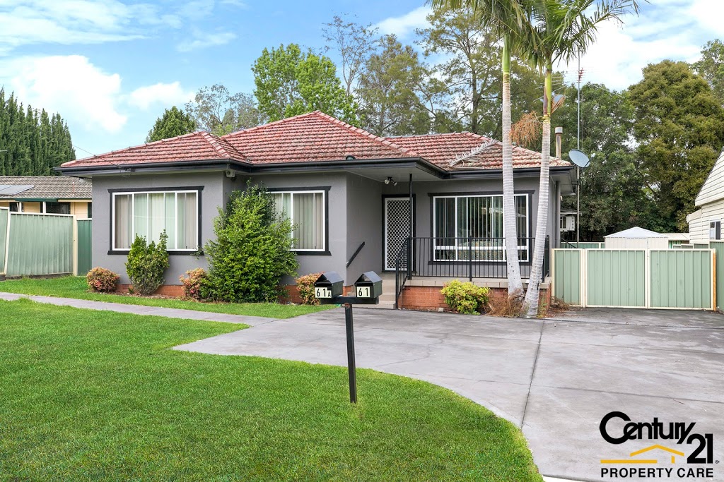 Century 21 Glenfield - Real Estate Agency | real estate agency | Shop/4 Hosking Cres, Glenfield NSW 2167, Australia | 0290577000 OR +61 2 9057 7000