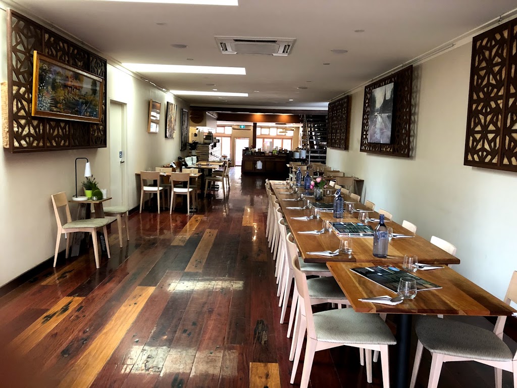 Samran Thai Restaurant | 98 Auburn St, Goulburn NSW 2580, Australia | Phone: (02) 4821 9800