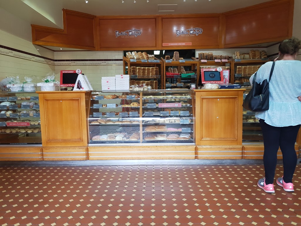 Bakers Delight Wahroonga | bakery | 23 Redleaf Ave, Wahroonga NSW 2076, Australia | 0294874575 OR +61 2 9487 4575