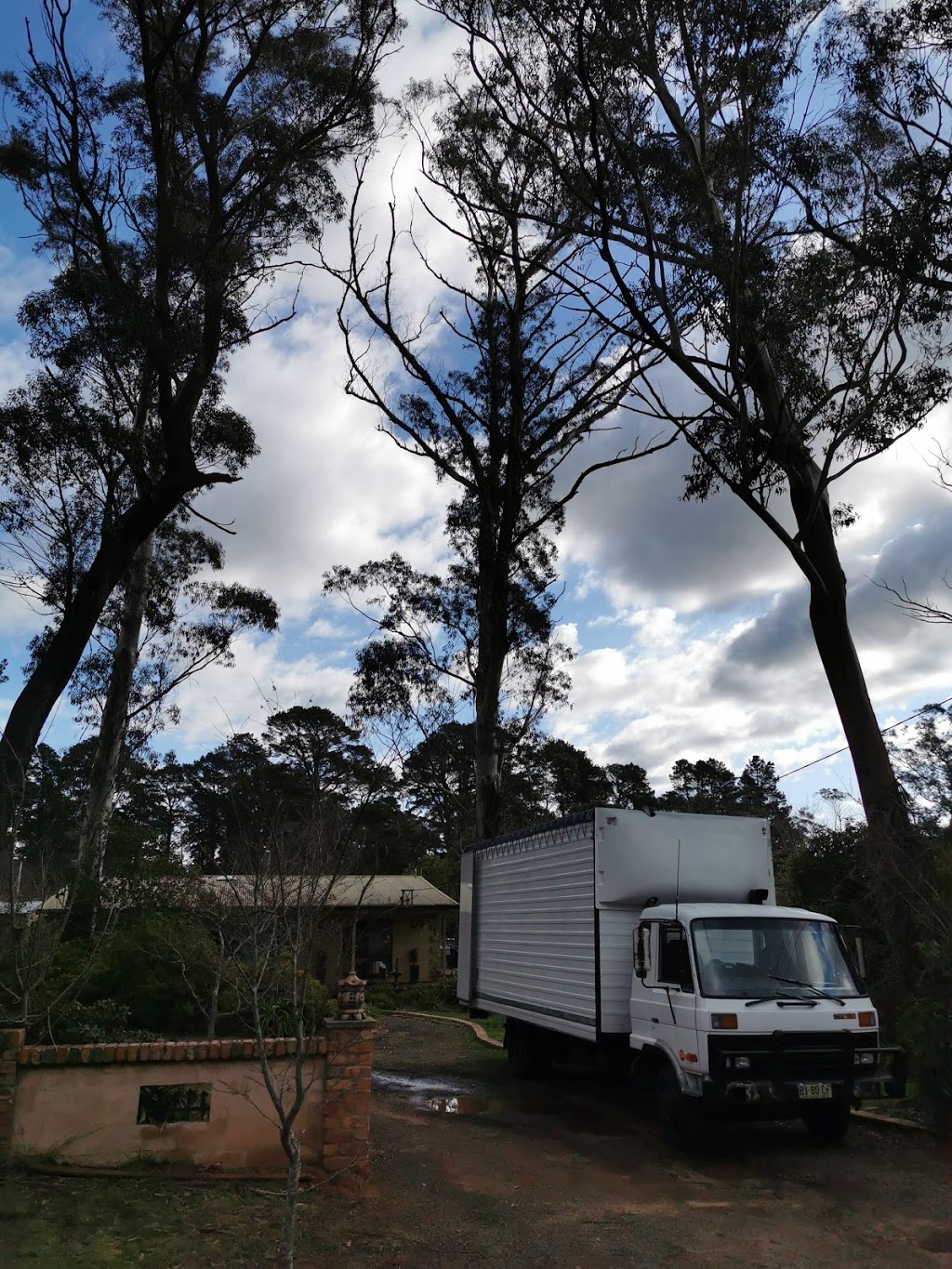 The Mountain Movers - Blue Mountains Removalists | 41 Portland Rd, Medlow Bath NSW 2780, Australia | Phone: 0411 569 409