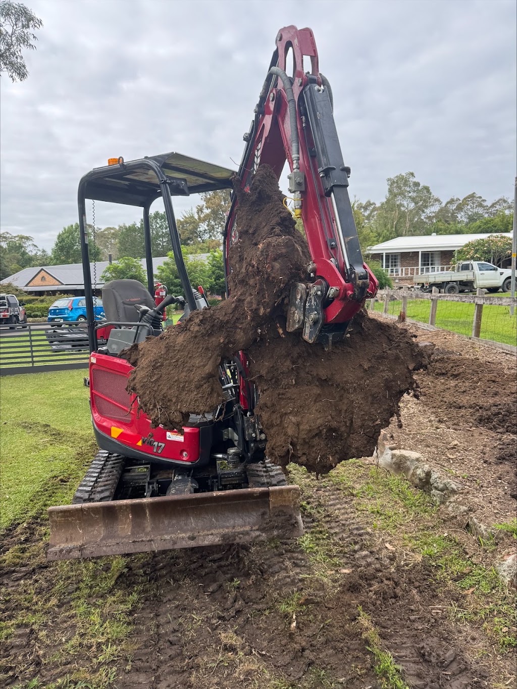 Jds Earthmoving & Rural | 23 Apperleys Ln, Brundee NSW 2540, Australia | Phone: 0406 774 792