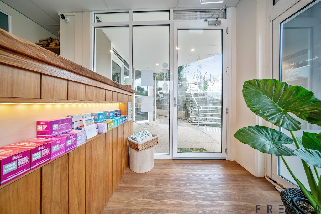 White Fox Massage & Wellness | Shop 4/1 Staples Cres, Lawson NSW 2783, Australia | Phone: 0435 038 587