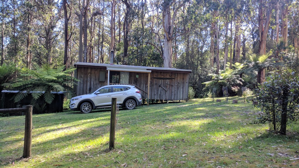 Barramunga Cabins | 65 Upper Gellibrand Rd, Barramunga VIC 3249, Australia | Phone: 0428 856 937