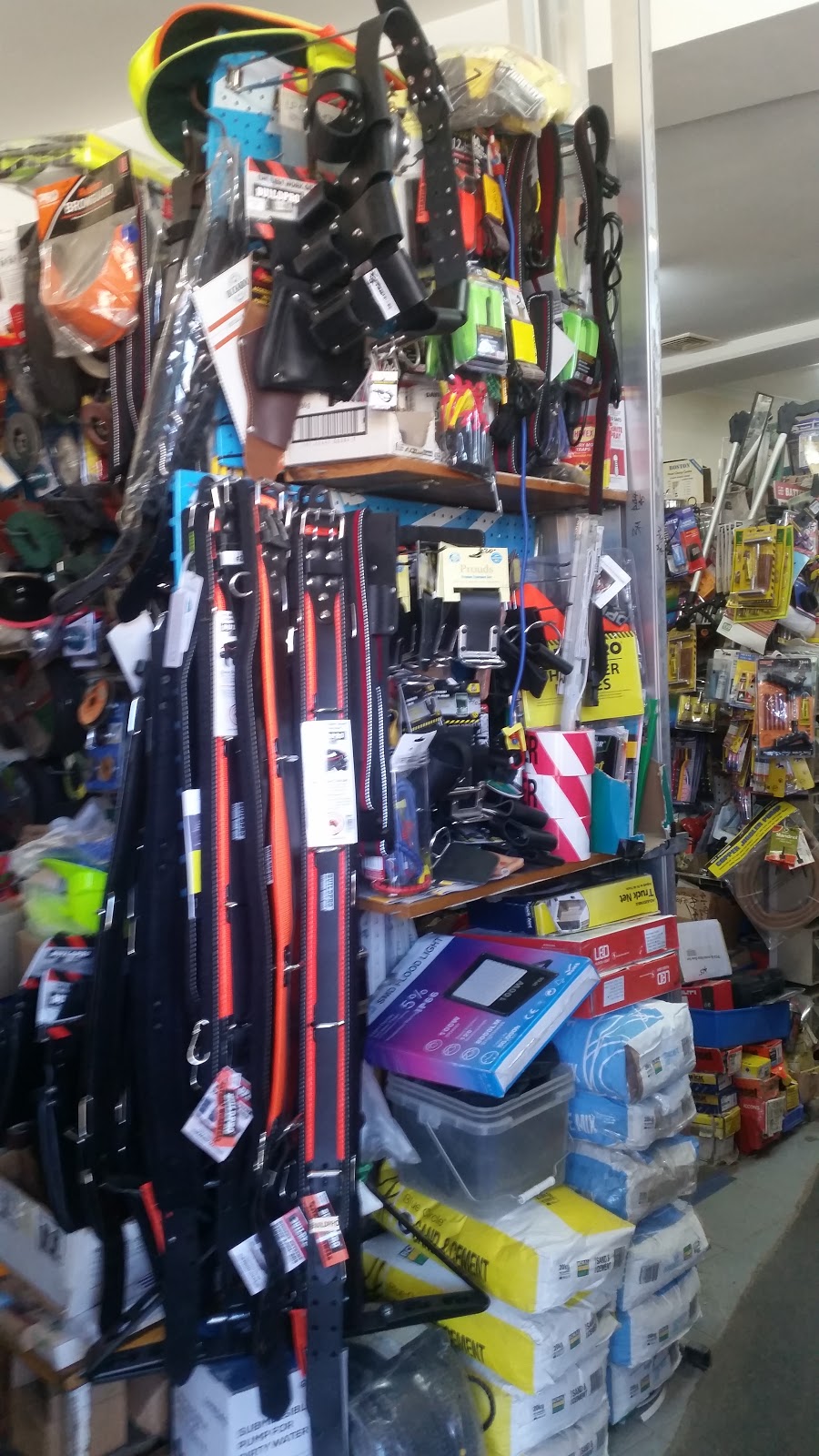 Carlton Hardware | 20 Willison Rd, Sydney NSW 2218, Australia | Phone: (02) 9588 2481