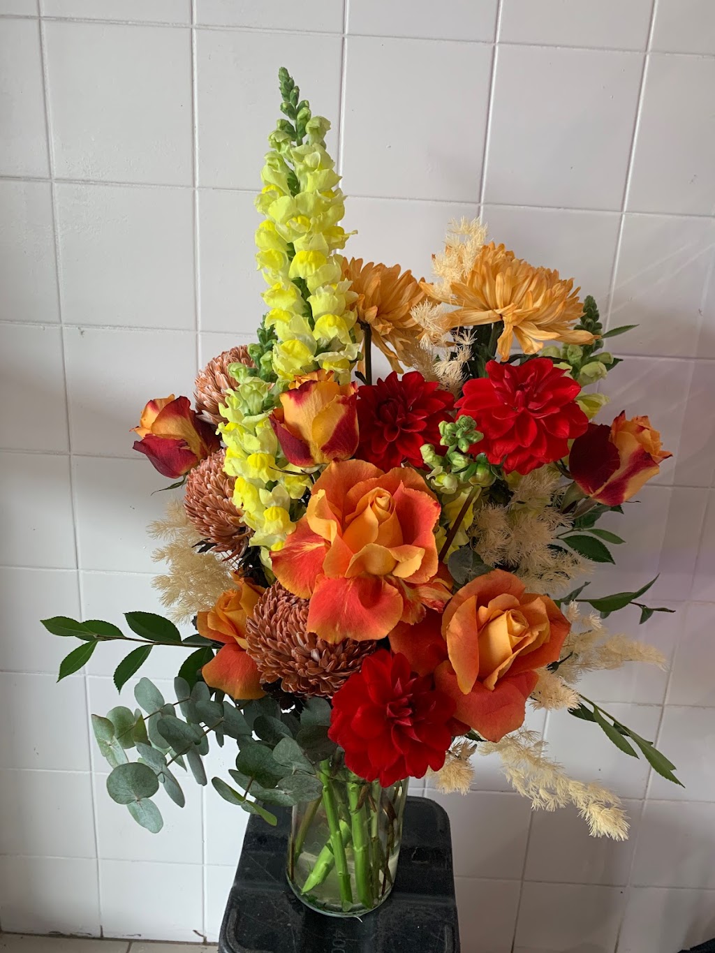 Hawkesbury Flower shop | florist | 2/26-28 Laurence St, Hobartville NSW 2753, Australia | 0456214869 OR +61 456 214 869