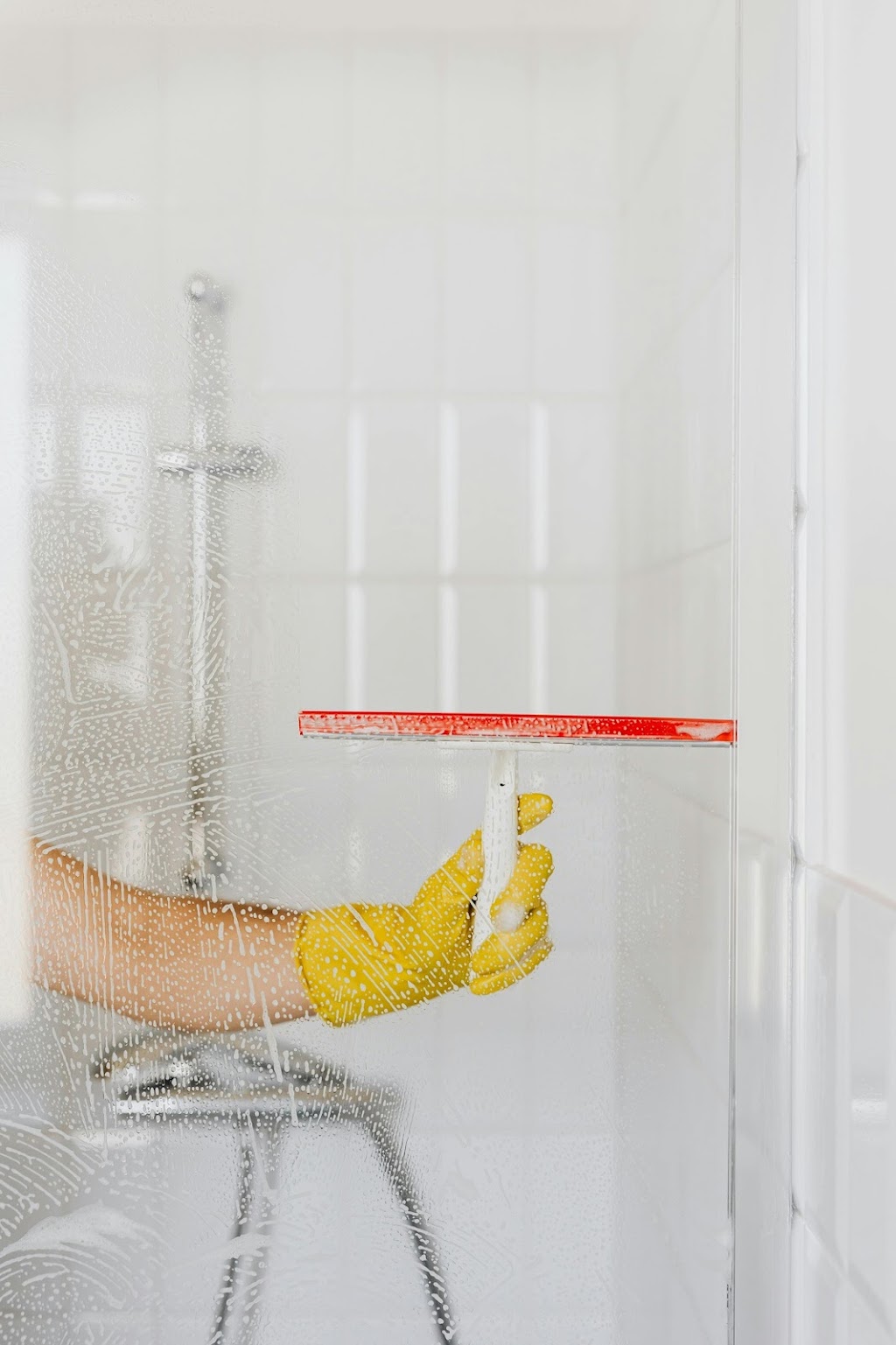 iShine Home Cleaning | 28 Lawson St, West Wodonga VIC 3690, Australia | Phone: 0408 034 170