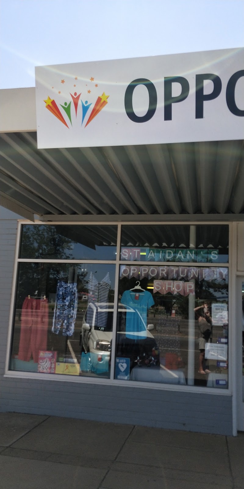 St Aidens Opportunity Shop | clothing store | 35 Goulburn Valley Hwy, Strathmerton VIC 3641, Australia | 0358745787 OR +61 3 5874 5787