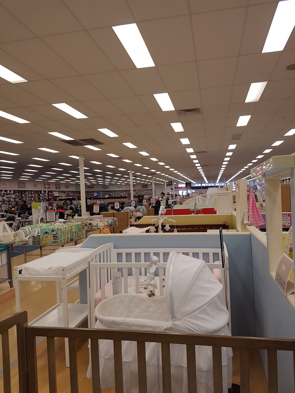 Baby Bunting | clothing store | 1/36 Dalton Rd, Thomastown VIC 3074, Australia | 0394657770 OR +61 3 9465 7770