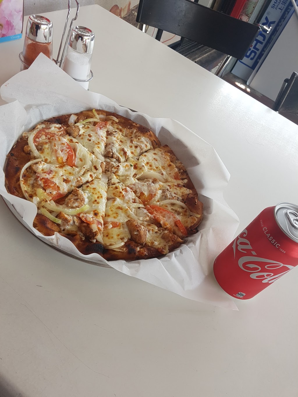 Hungry Bite Lebanese Pizza | restaurant | 132 Edgar St, Bankstown NSW 2200, Australia | 0297082255 OR +61 2 9708 2255