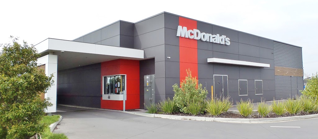 McDonalds Traralgon East | meal takeaway | 1-3 Standing Dr, Traralgon East VIC 3844, Australia | 0351749774 OR +61 3 5174 9774