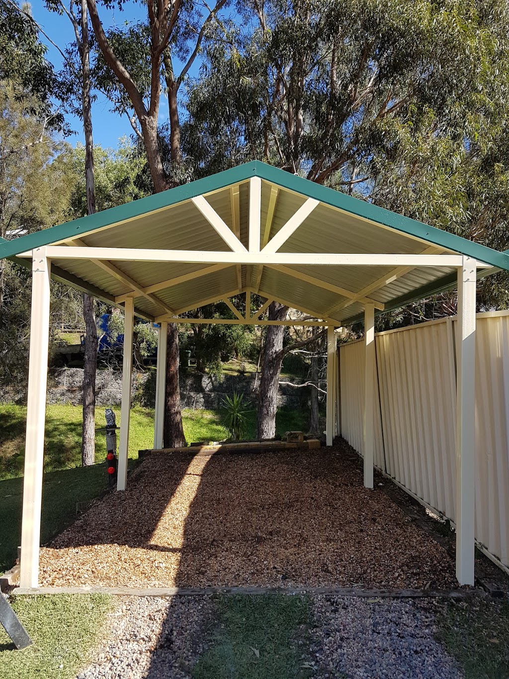 Creative Carports and Awnings |  | Unit 4 No/83 Princes Hwy, Fairy Meadow NSW 2519, Australia | 0416112704 OR +61 416 112 704