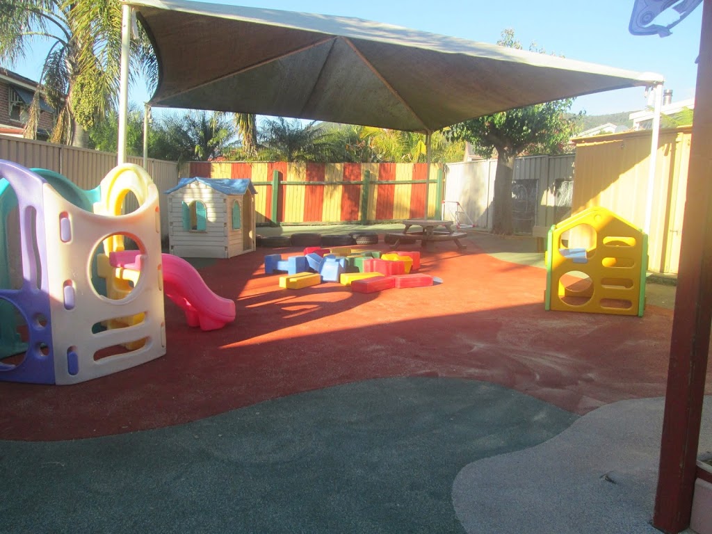 Bright Beginning Childcare and Early Learning Centre | school | 22 Gloucester Circuit, Albion Park NSW 2527, Australia | 0242571505 OR +61 2 4257 1505