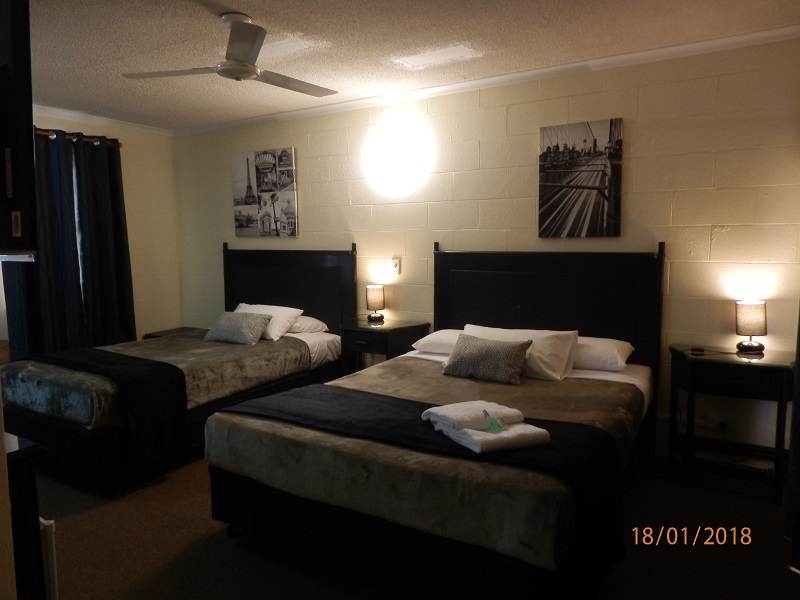 Flying Spur Motel | 277 Taylor St, Wilsonton QLD 4350, Australia | Phone: (07) 4549 6125