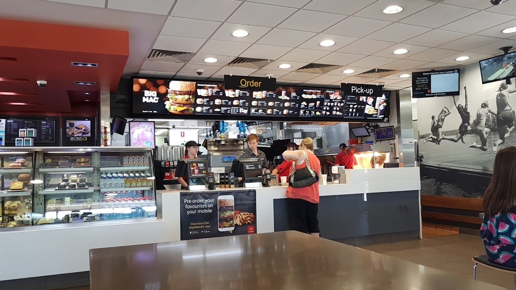 McDonalds Shepparton | cafe | 624-628 Wyndham St, Shepparton VIC 3630, Australia | 0358312633 OR +61 3 5831 2633