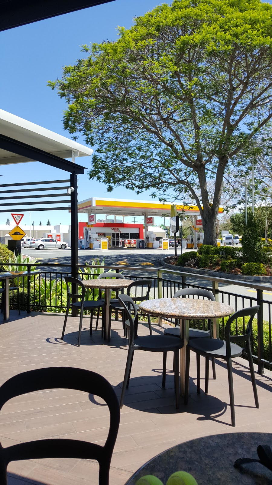 McDonalds Kallangur | 82 Duffield Rd, Kallangur QLD 4503, Australia | Phone: (07) 3886 0900