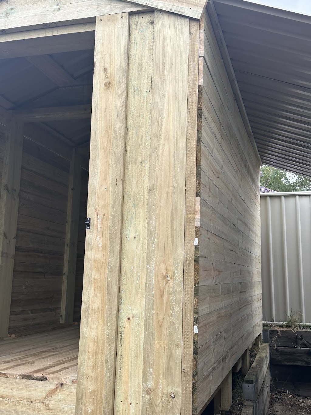 Ravenstone Cabins | 850 Glenburnie Rd, Whittlesea VIC 3757, Australia | Phone: 0408 437 686