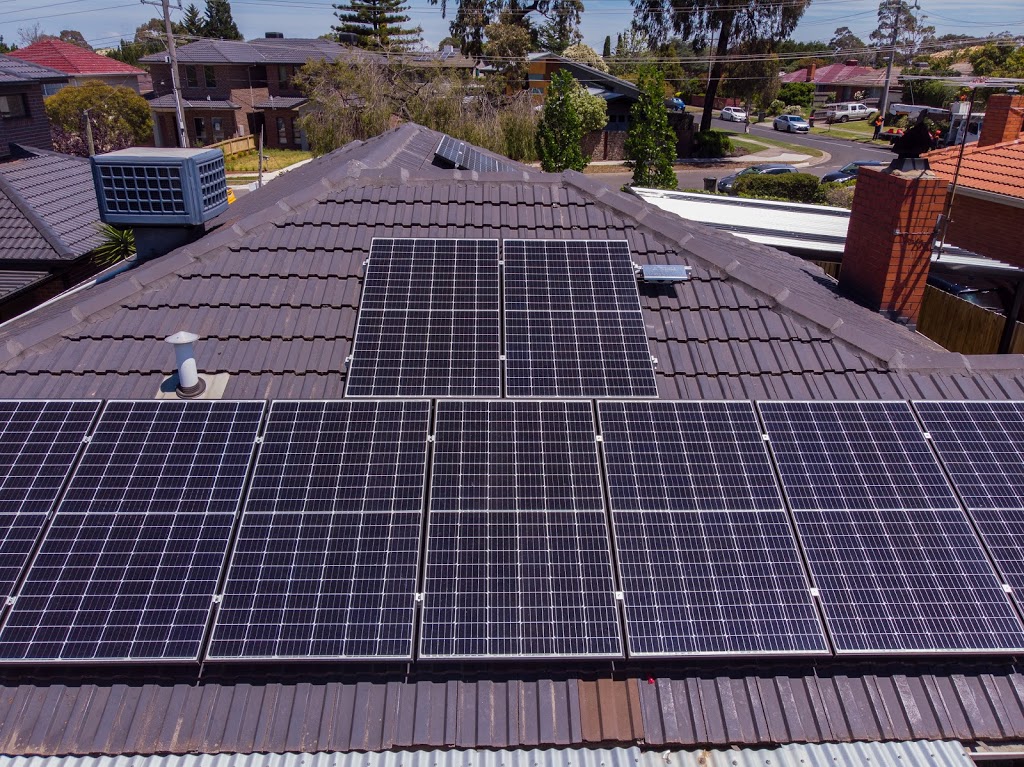 Solar Run Manly | 1 Wyvernleigh Cl, Manly QLD 4179, Australia | Phone: 1300 076 527