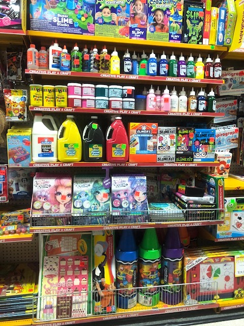 Mr Toys Toyworld Kawana Waters | store | Cnr Nicklin Way &, Eden St, Minyama QLD 4575, Australia | 0754442377 OR +61 7 5444 2377