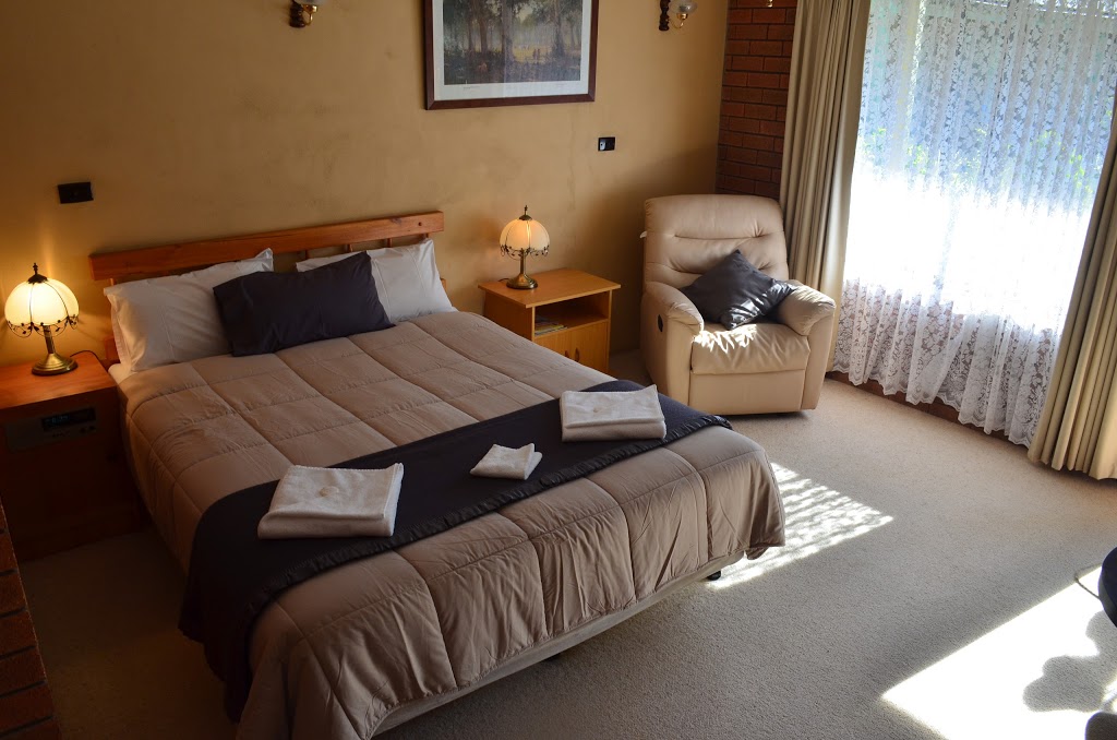 Bright Colonial Inn Motel | lodging | 56 Gavan St, Bright VIC 3741, Australia | 0357551633 OR +61 3 5755 1633