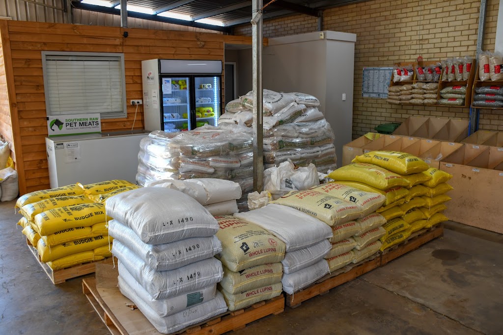 Goldfields Stockfeeds | 2 Federal Rd, South Kalgoorlie WA 6430, Australia | Phone: (08) 9021 7017