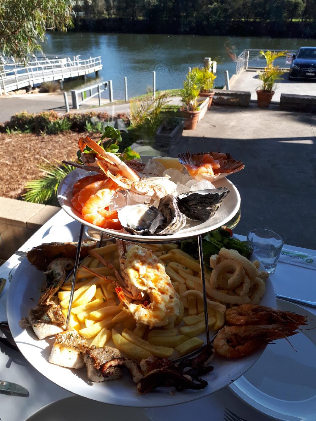 Aquarius Seafood Restaurant | restaurant | 3/56 Rabaul Rd, Georges Hall NSW 2198, Australia | 0297555568 OR +61 2 9755 5568