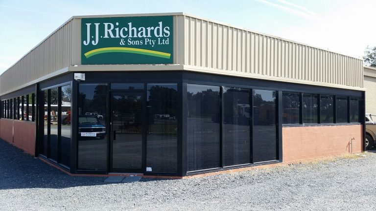 JJ Richards & Sons - Wodonga |  | 3 Bullock Ct, Wodonga VIC 3690, Australia | 0260563444 OR +61 2 6056 3444