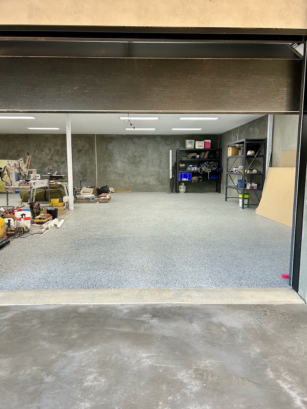 Showcase Floors | 40 Carcoola Dr, Kangaroo Flat VIC 3555, Australia | Phone: 0438 153 044