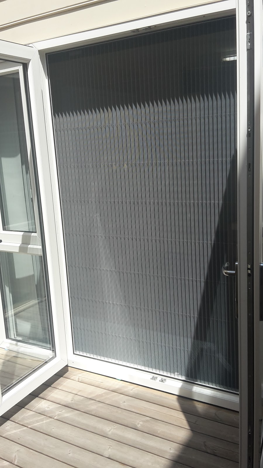 Smart Fly Screens Peninsula | store | 18 Peacock Rd, Tyabb VIC 3913, Australia | 0468737565 OR +61 468 737 565