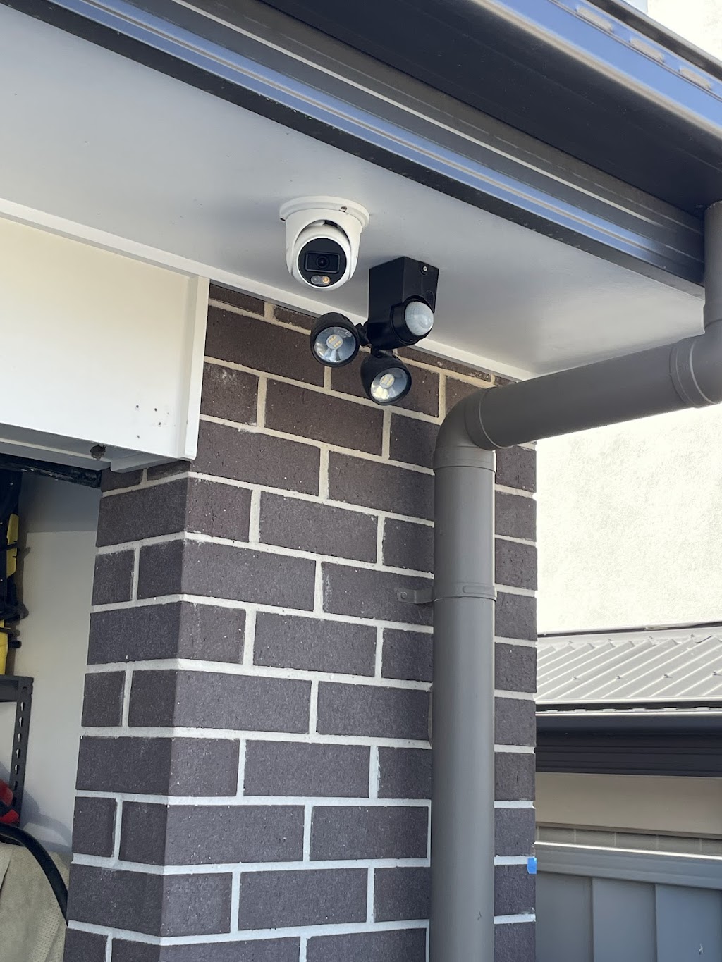 JPL.SECURITY | 19 Grand Canyon Dr, Springfield Lakes QLD 4300, Australia | Phone: 0401 182 751