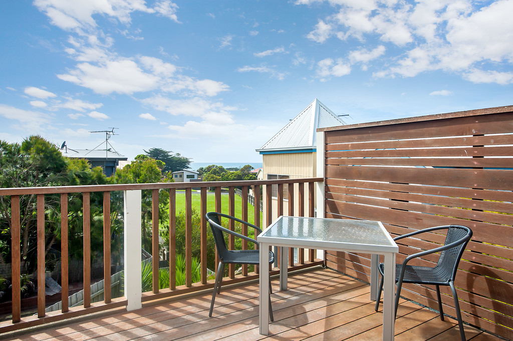 Marriners View | real estate agency | 9B Seaview Dr, Apollo Bay VIC 3233, Australia | 0352371098 OR +61 3 5237 1098