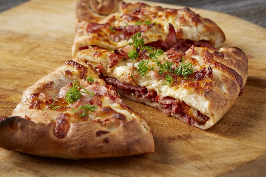 Amalfi Pizza & Pasta - Bellmere | Shop T07/96-110 Bellmere Rd, Bellmere QLD 4510, Australia | Phone: (07) 5499 1161