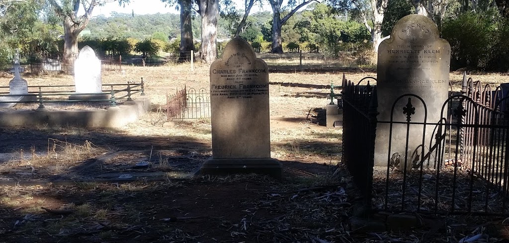 Holy Trinity Anglican Church Cemetery | cemetery | 1 Barossa Valley Way, Lyndoch SA 5351, Australia