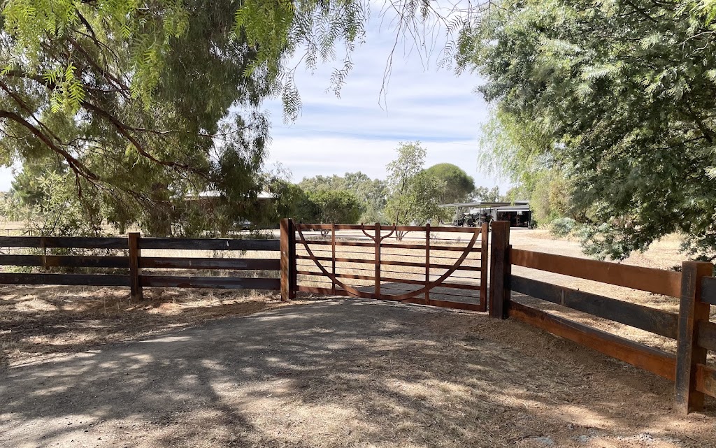Unique Steelworks | 14 Gilmore Rd, Muckleford VIC 3451, Australia | Phone: 0429 977 684