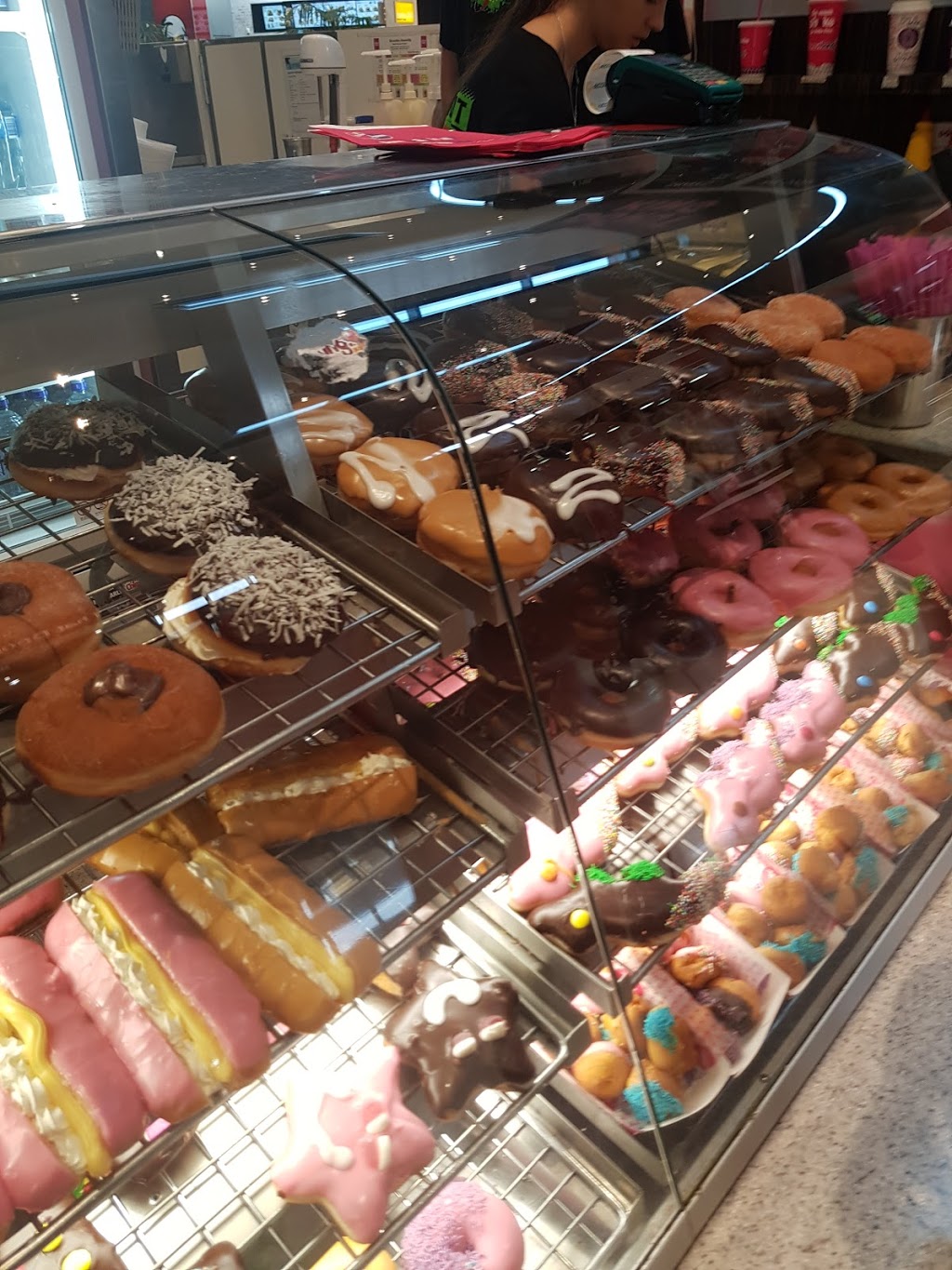 Donut King | bakery | Kiosk 11 Westfield Helensvale, Town Centre Drive, Helensvale QLD 4212, Australia | 0755000080 OR +61 7 5500 0080