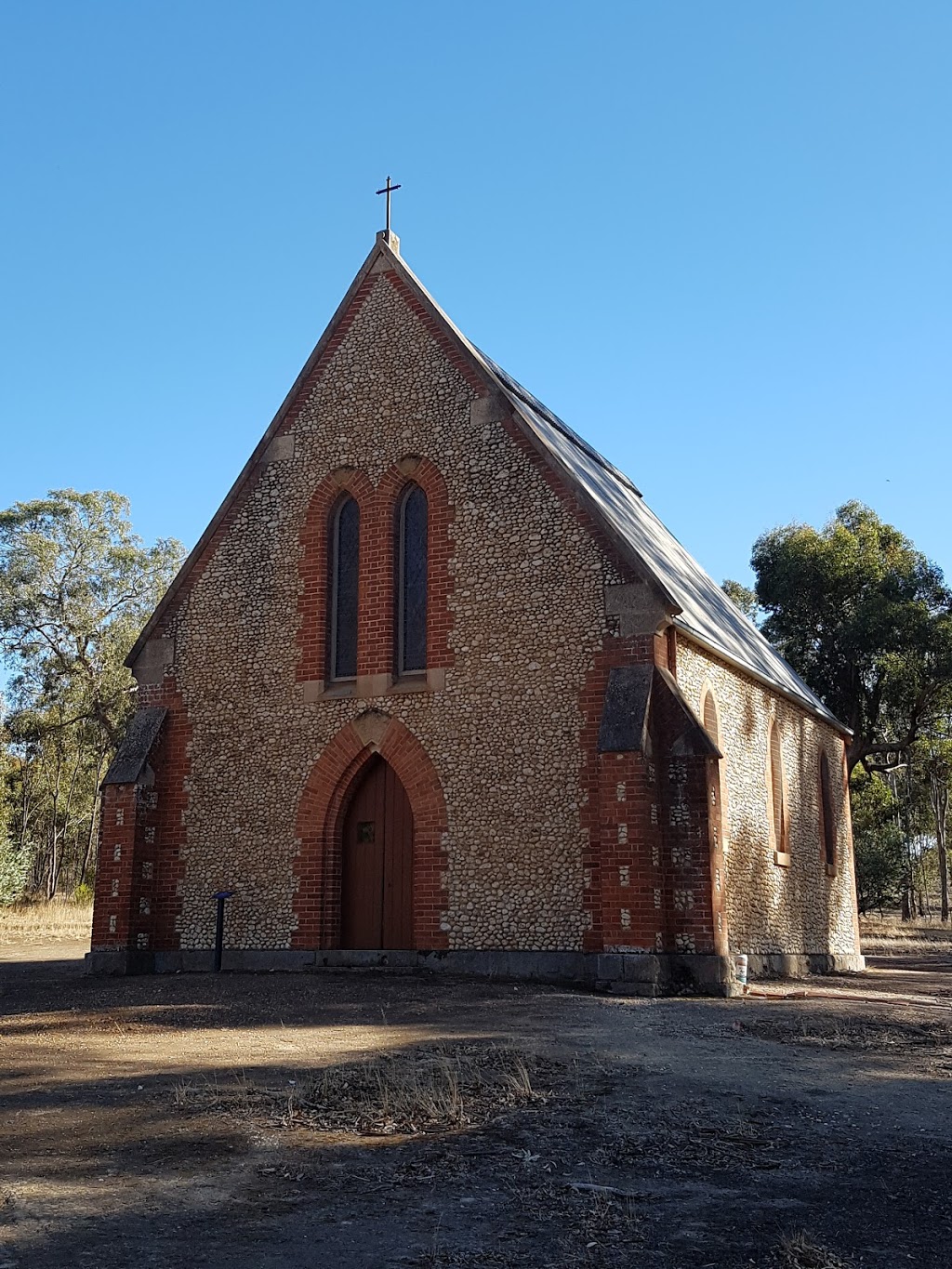 st peters (pebble church) anglican church | church | 367 Dunolly Rd, Carapooee VIC 3477, Australia