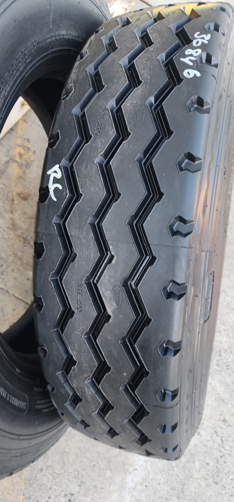 Traes Truck/car Tyres | Pub Ln, New Beith QLD 4124, Australia | Phone: 0415 924 127