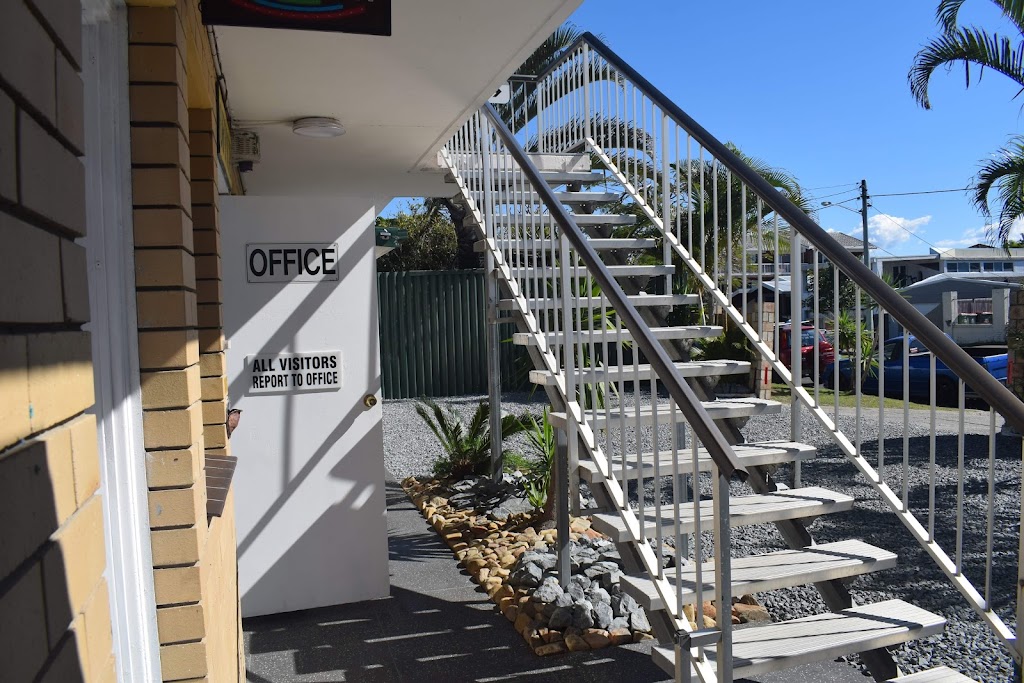 The Queenslander Motel | 1272 Gold Coast Hwy, Palm Beach QLD 4221, Australia | Phone: (07) 5535 3614