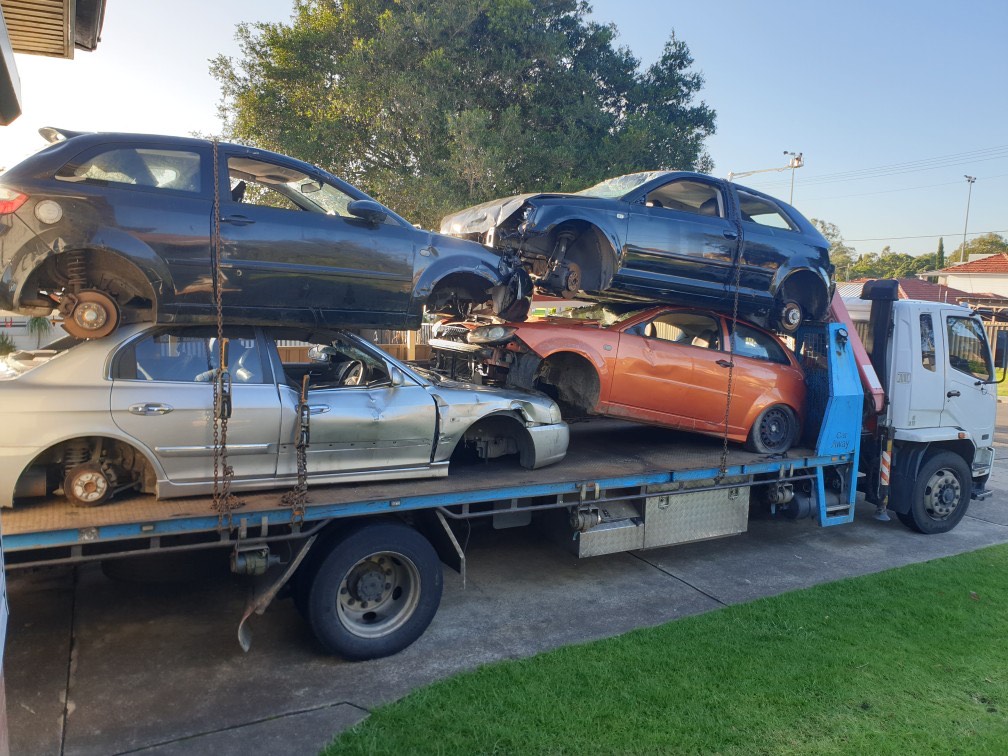 Mid Coast Car Removals | 22 Sturt St, South West Rocks NSW 2431, Australia | Phone: 0433 208 600