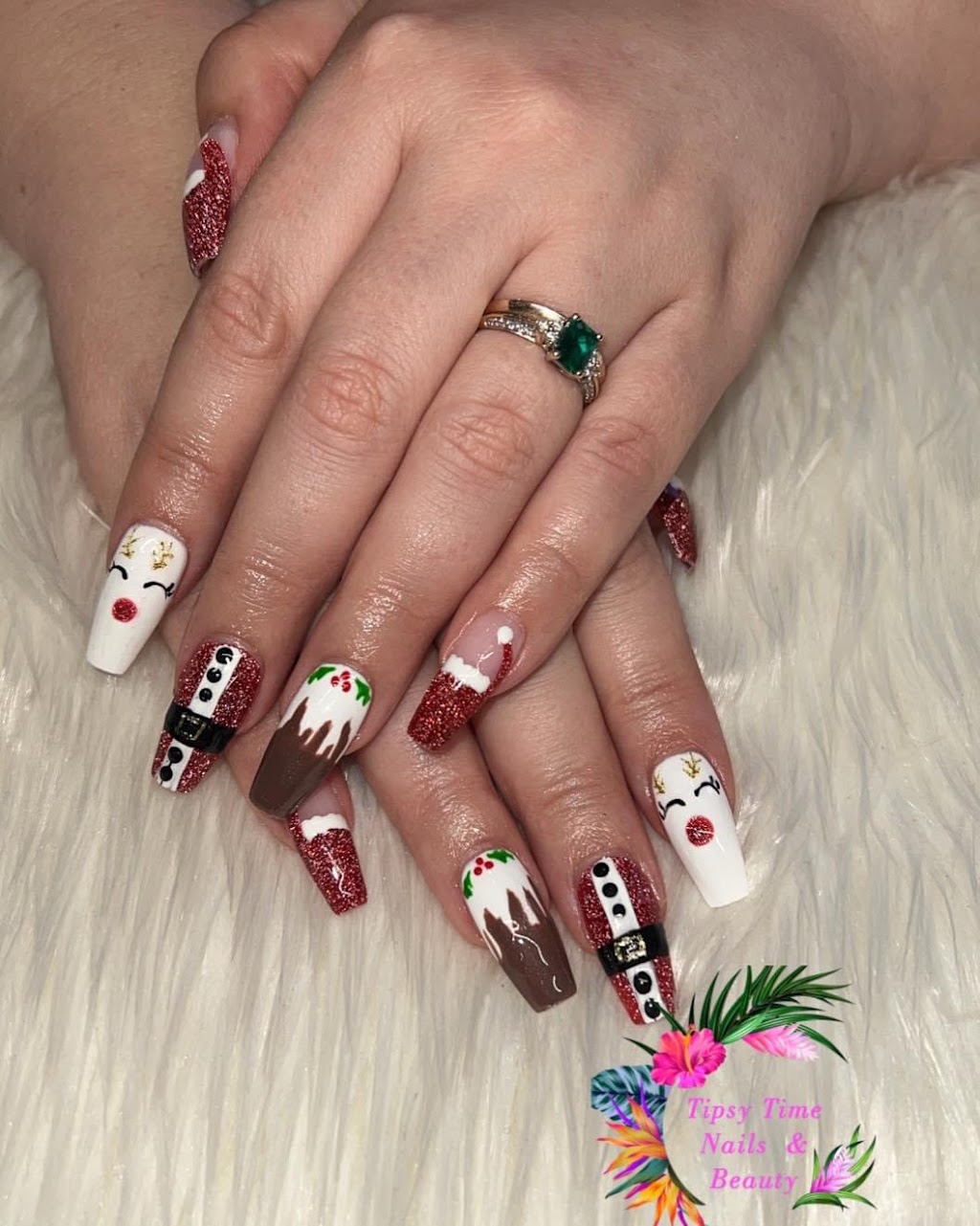 Tipsy Time Nails and Beauty | 6 Royal George Dr, Harrington Park NSW 2567, Australia | Phone: 0419 425 570