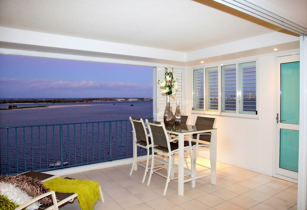 Deepwater Point Apartments | lodging | 326 Marine Parade, Southport QLD 4215, Australia | 0755313800 OR +61 7 5531 3800