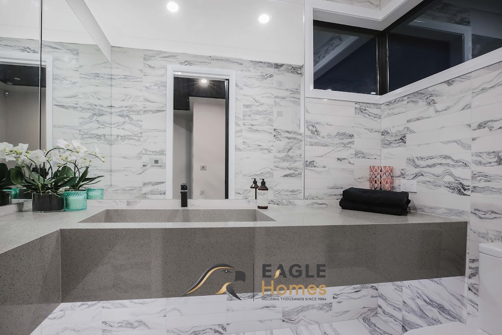 Eagle Homes - Emerald Hills Display Home | general contractor | Corner of Arkenstone Way and, Coral Cct, Leppington NSW 2179, Australia | 0287069665 OR +61 2 8706 9665
