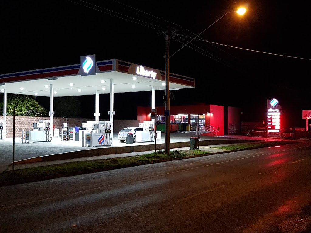 Caltex Woolworths | gas station | 43 Emily St, Seymour VIC 3660, Australia | 0357924312 OR +61 3 5792 4312