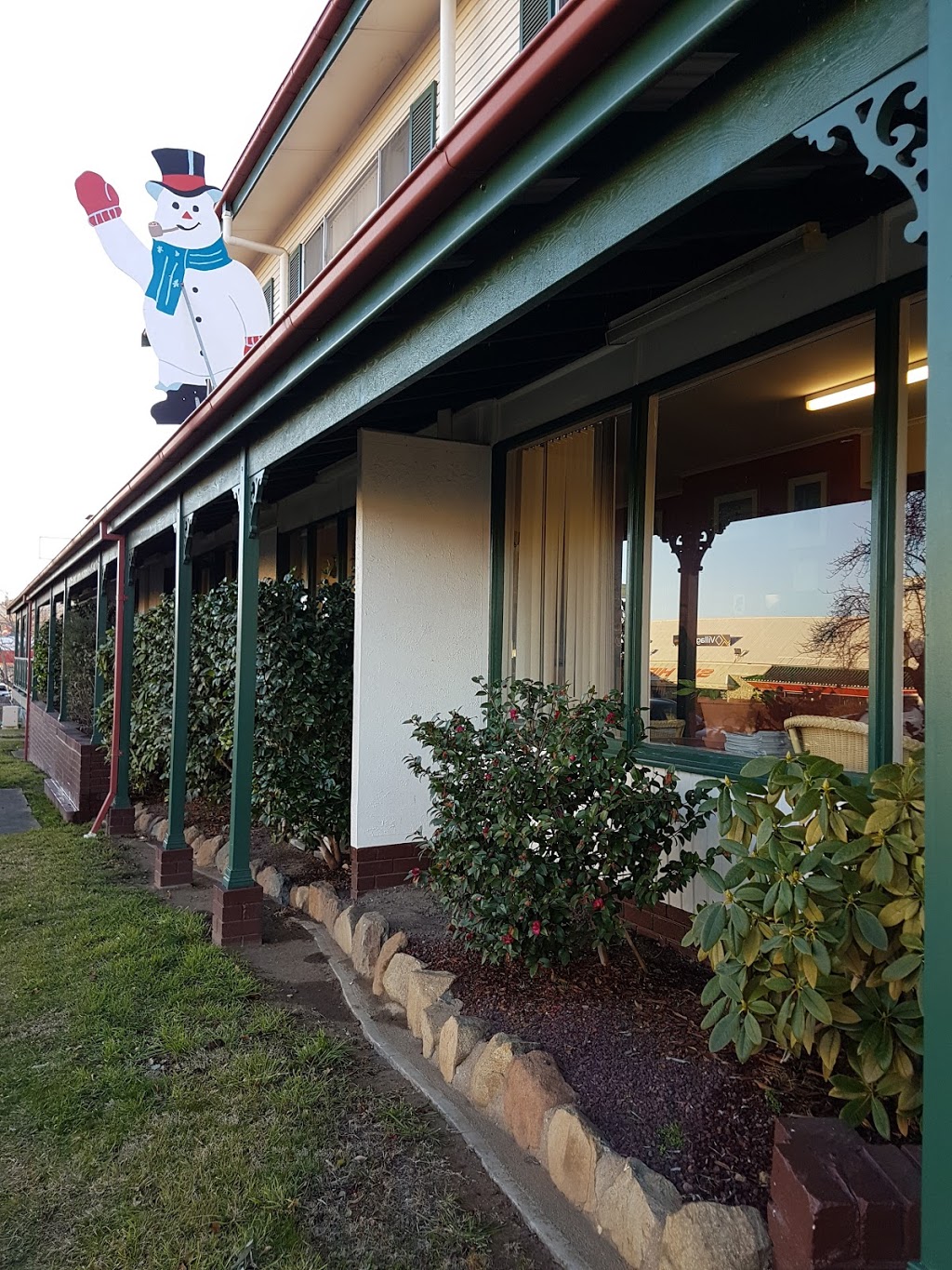 Cooma Motor Inn | lodging | 35 Sharp St, Cooma NSW 2630, Australia | 0264521366 OR +61 2 6452 1366