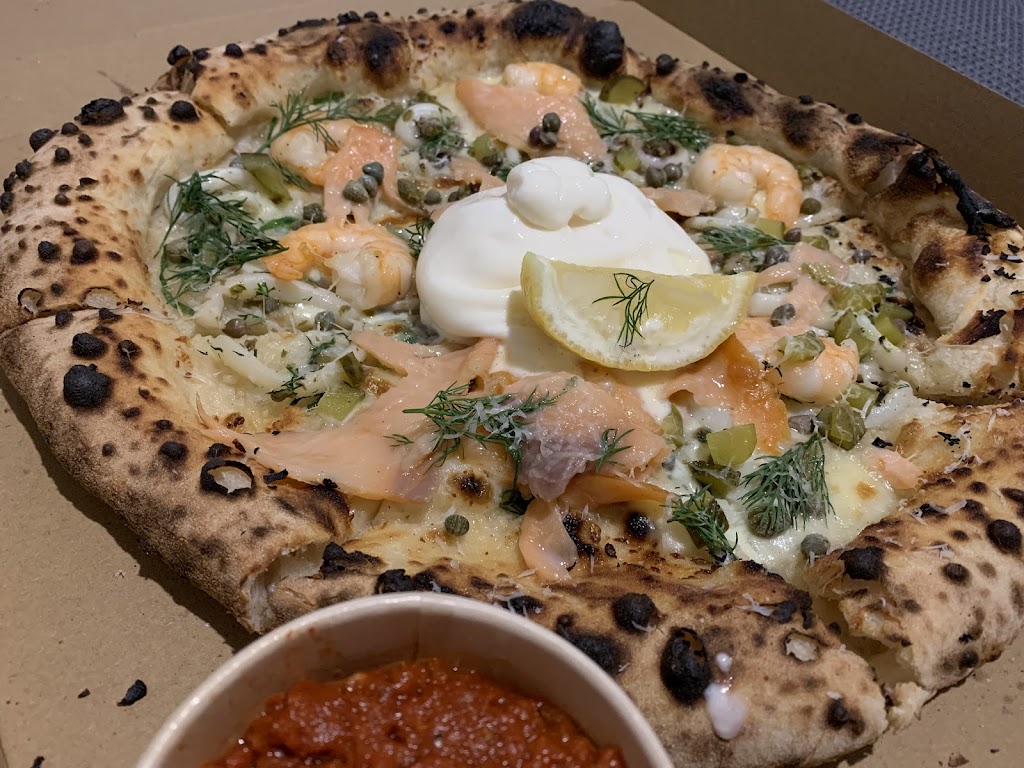 Noonas Pizzeria | 15 Chancellors Dr, Thrumster NSW 2444, Australia | Phone: 0421 727 652