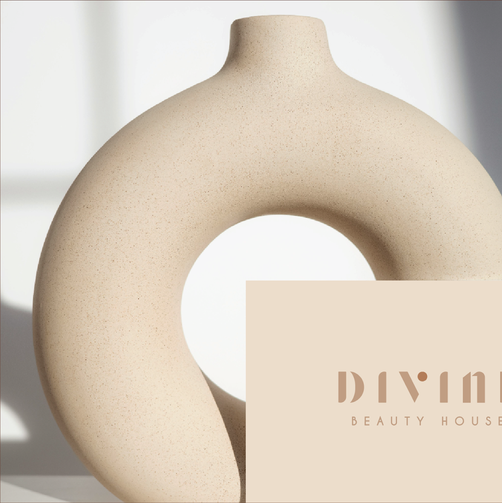 Divine Beauty House | 61 A Coomba Rd, Charlotte Bay NSW 2428, Australia | Phone: 0423 245 286